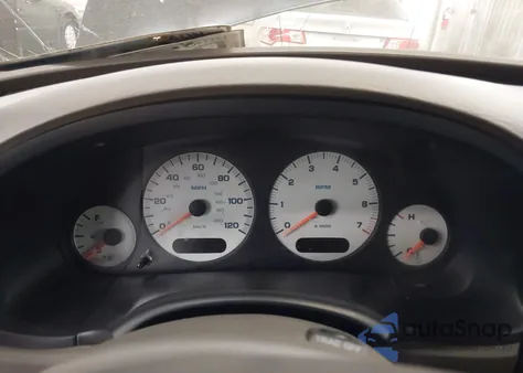 2001 Dodge Grand Caravan Es from USA, damaged, VIN 2B4GP54L51R203739